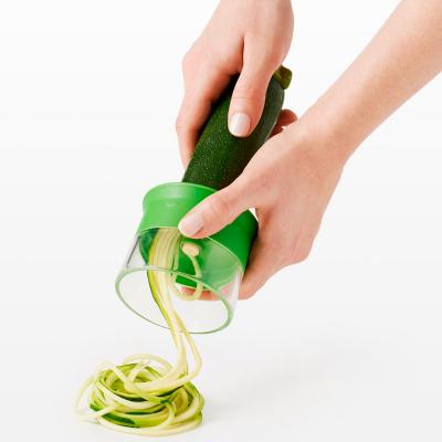 Tallador Oxo per espirals i juliana