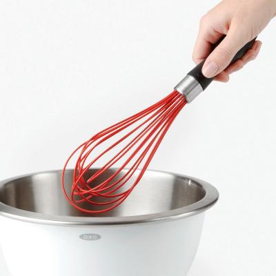 Batedor silicona Oxo vermell