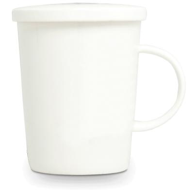 Tassa de te amb filtre blanc