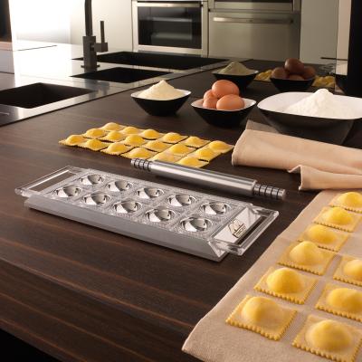 Motlle raviolis Marcato x10 amb corr� Plata