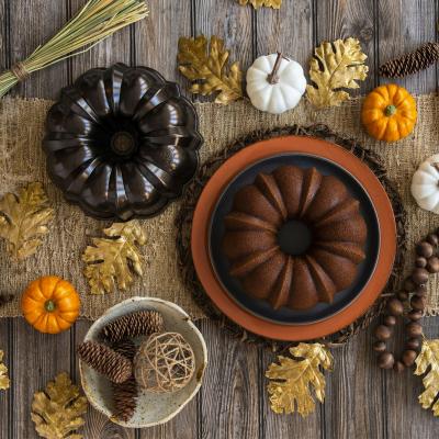 Motllo pasts Nordic Ware Original Bundt bronze