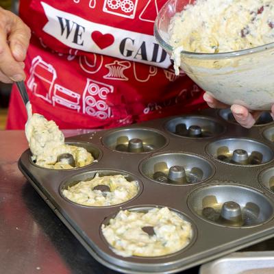 Motllo mini donut metllic PME 12 cav.