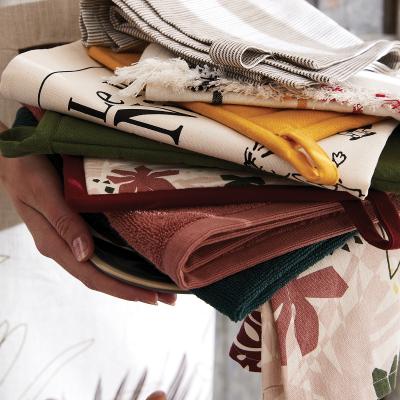 Tovallola de cuina Curl 100% cot� amb anella rosa