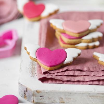 Set 2 talladors galetes pl�stic Love