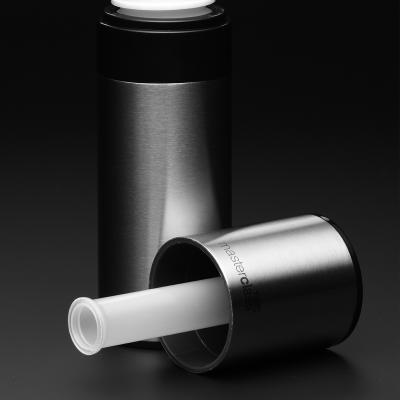 Spray amb bomba per a oli acer