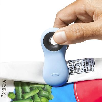 Pinces magn�tiques Oxo colors x4