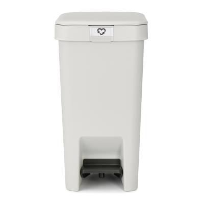 Cubell de reciclatge amb pedal Step