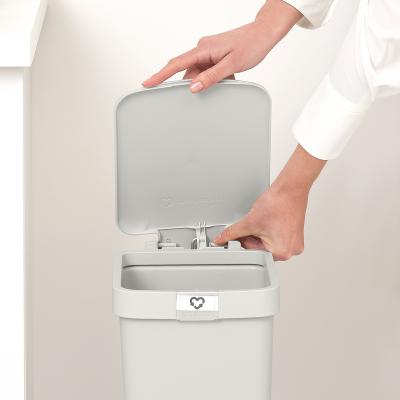 Cubell de reciclatge amb pedal Step