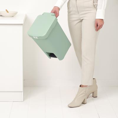 Cubell de reciclatge amb pedal Step