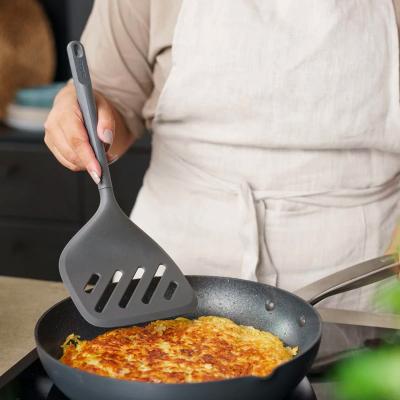 Pala XL ranurada Zyliss