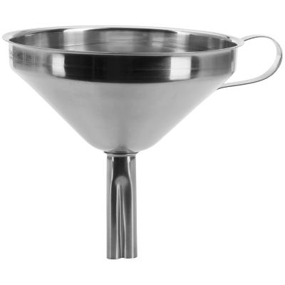 Embut acer amb colador