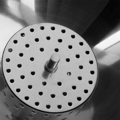 Embut acer amb colador