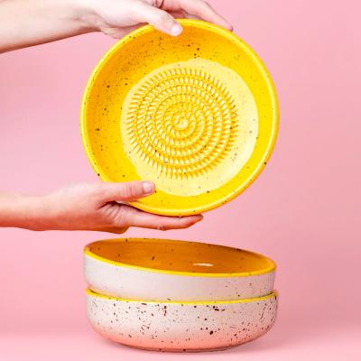 Plat ratllador Canela gran 19 cm