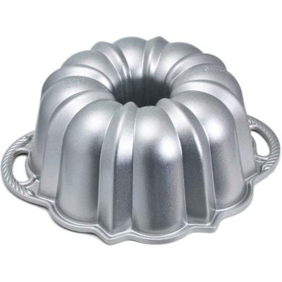 Molde pastel Nordic Ware Bundt Pan 6 cup