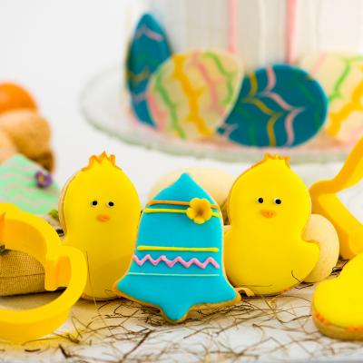 Cortador galletas plstico Pascua Huevo y Pollito
