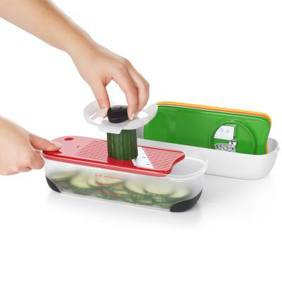 Set espirales, mandolina y Rallador Oxo en caja