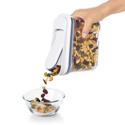 Bote cocina dispensador Oxo herm�tico