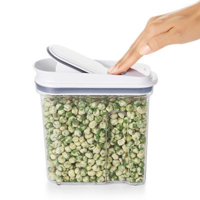 Bote cocina dispensador Oxo herm�tico