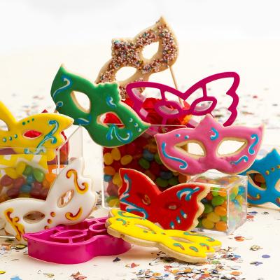 Set 2 cortadores galletas pl�stico M�scaras