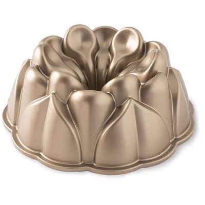 Molde pastel Nordic Ware Magnolia Bundt copper