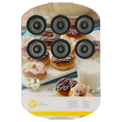 Molde donut medio met�lico Wilton 12 cav