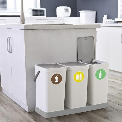 Soporte doble a suelo para cubos de reciclaje