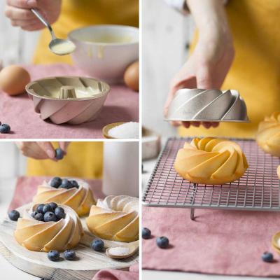 Mini Molde de aluminio fundido bundt Alice 10 cm