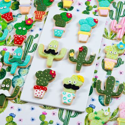 Set 2 cortadores galletas pl�stico Cactus