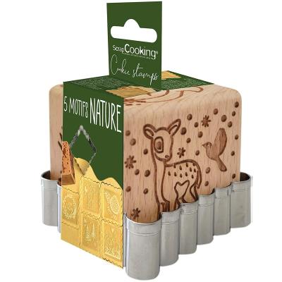 Cortador galletas y sello de madera Woodland
