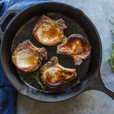 Sart�n redonda Lodge hierro