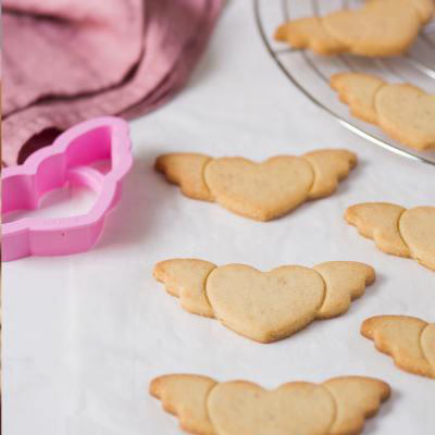 Set 2 cortadores galletas pl�stico Love