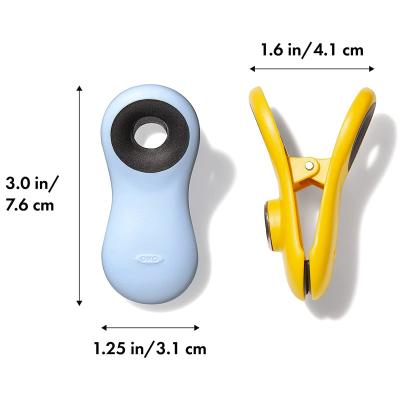 Pinzas magn�ticas Oxo colores x4