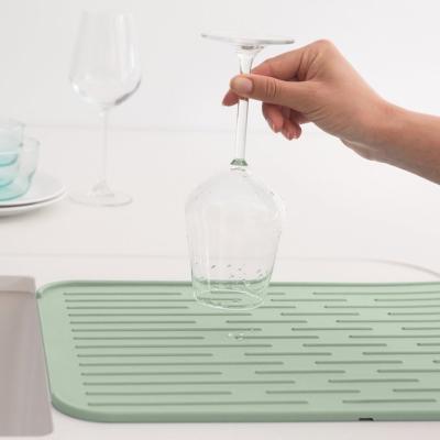 Escurreplatos silicona con salida de agua jade