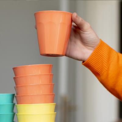 1x Vaso Koziol Nora reutilizable