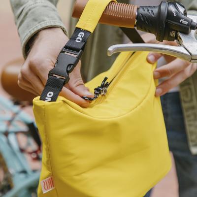 Bolsa alimentos Hanging On the Go 3 L surtido
