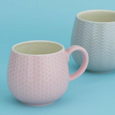 Mug con relieve