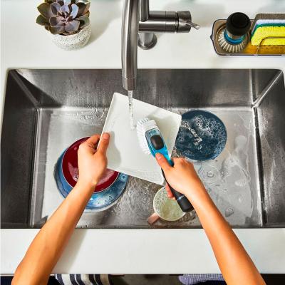 Cepillo largo con dosificador jab�n y mango