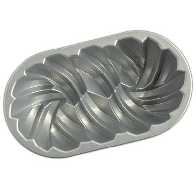 Molde pastel Braided gold Loaf Pan Nordic Ware