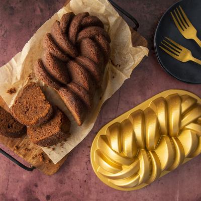 Molde pastel Braided gold Loaf Pan Nordic Ware