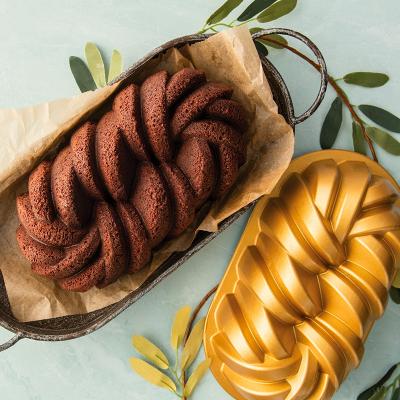 Molde pastel Braided gold Loaf Pan Nordic Ware