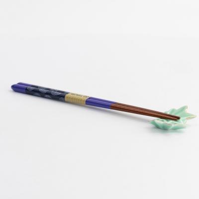 Set 5 pares palillos con 5 soportes hoja Arce