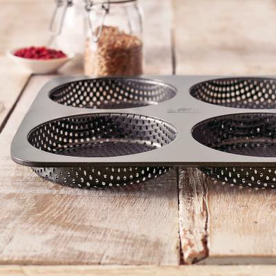 Molde x4 pan hamburguesa 12 cm perforado met�lico