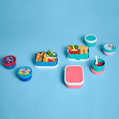 Fiambrera Fruit box para fruta con tenedor