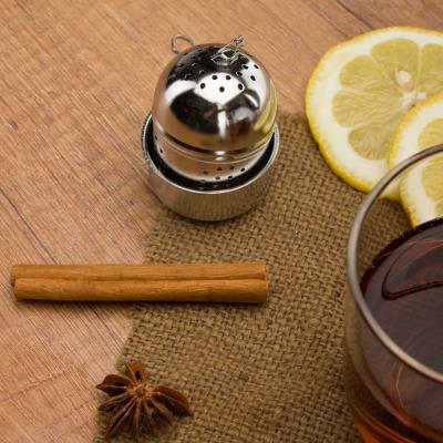 Bola infusiones con cadena y base 4 cm