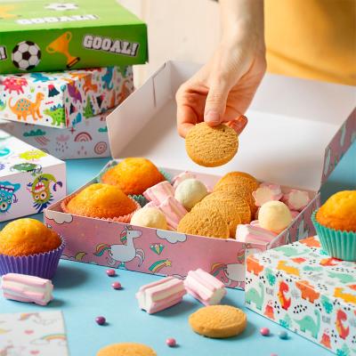 Caja para pasteles y dulces Party 23x16x5 surtida