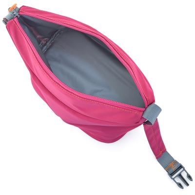 Bolsa alimentos Hanging On the Go 3 L fucsia