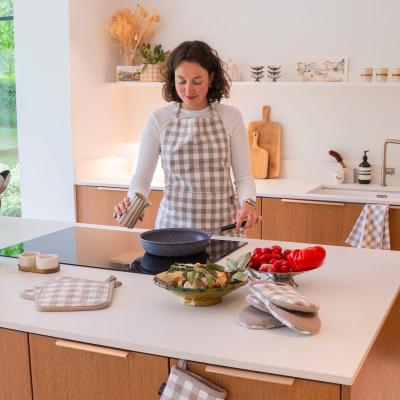 Juego 2 manoplas de cocina 100% alg Vichy taupe