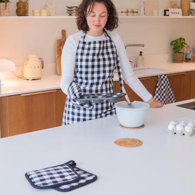 Delantal de cocina 100% algod�n Vichy negro