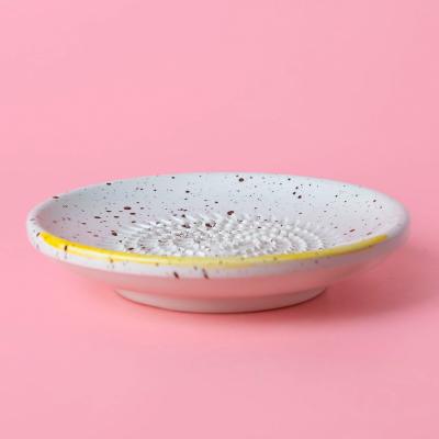 Plato rallador Canela peque�o 12,5 cm