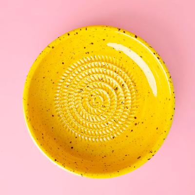 Plato rallador Canela grande 19 cm